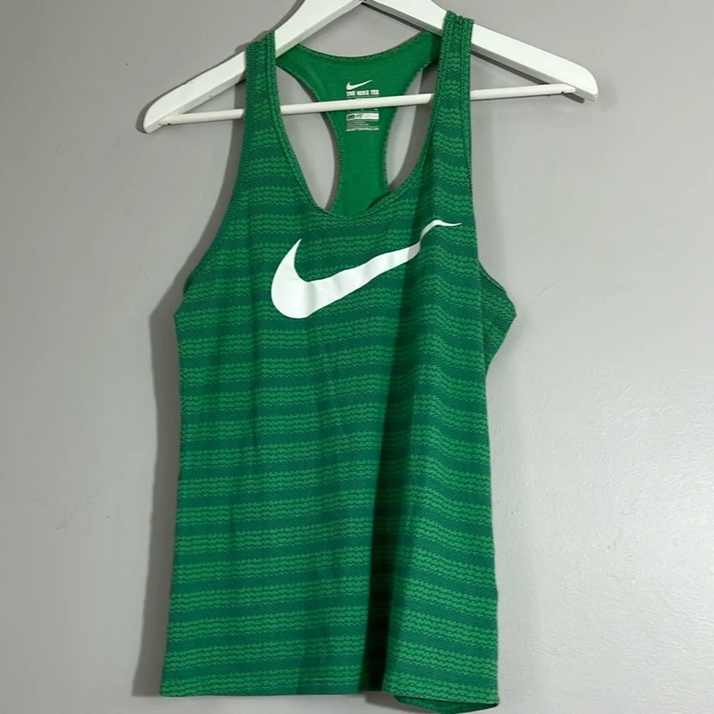 Nike stay active